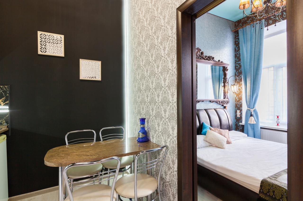 Austrian Apartments Leopolli Near Railway Station Львів Екстер'єр фото